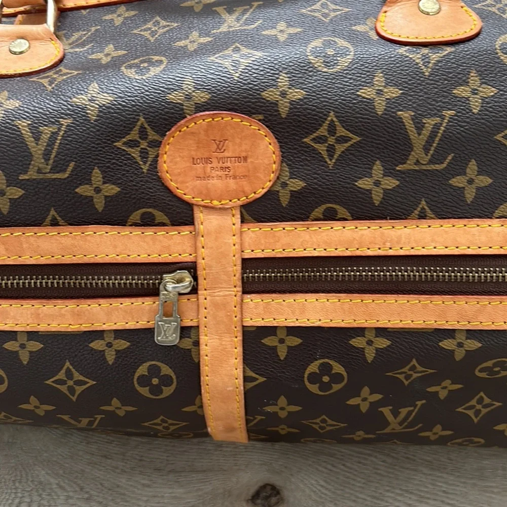 Vintage Louis Vuitton Travel Bag - Picture 4 of 13